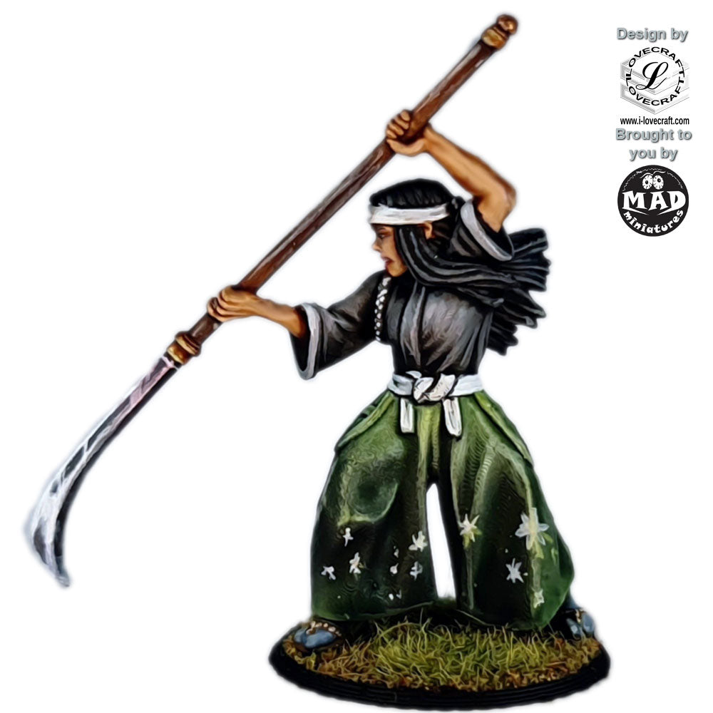 Onna-Bugeisha wielding a naginata, a 28mm miniature designed by Iain Lovecraft, featuring a female samurai warrior in traditional attire, mid-strike in battle.