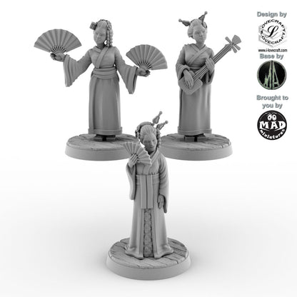 Set of three Geisha miniatures – dancer, musician, and lady with fan – Nippon Saga models by Mad Miniatures.
