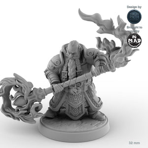 Casting Male Dwarf Mage C