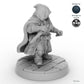 Skulking Female Dwarf Rogue A