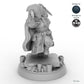 Skulking Female Dwarf Rogue B