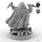 Skulking Female Dwarf Rogue B
