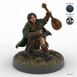 Female Dwarf Bard Lute Player C