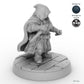 Skulking Female Dwarf Rogue A