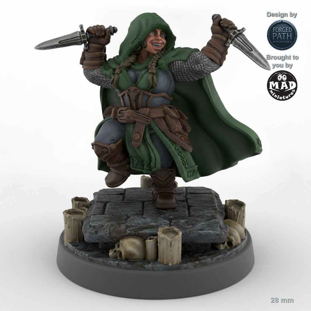 Skulking Female Dwarf Rogue B