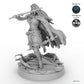 Dual-wielding Female Elf Rogue A