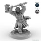 Female Dwarf Fighter with Warhammer C
