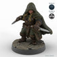 Skulking Female Dwarf Rogue A