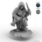Skulking Female Dwarf Rogue C