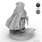Skulking Female Dwarf Rogue C
