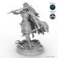 Dual-wielding Female Elf Rogue A