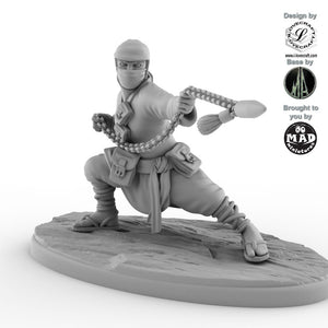 The Chain Serpent from Nippon Saga – 28 mm ninja miniature designed by Iain Lovecraft, wielding a traditional kusarifundō chain weapon, made by Mad Miniatures.