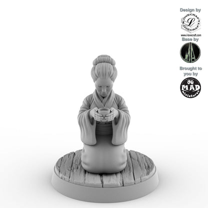 Nippon Saga Tea Lady III miniature by Iain Lovecraft, produced by Mad Miniatures