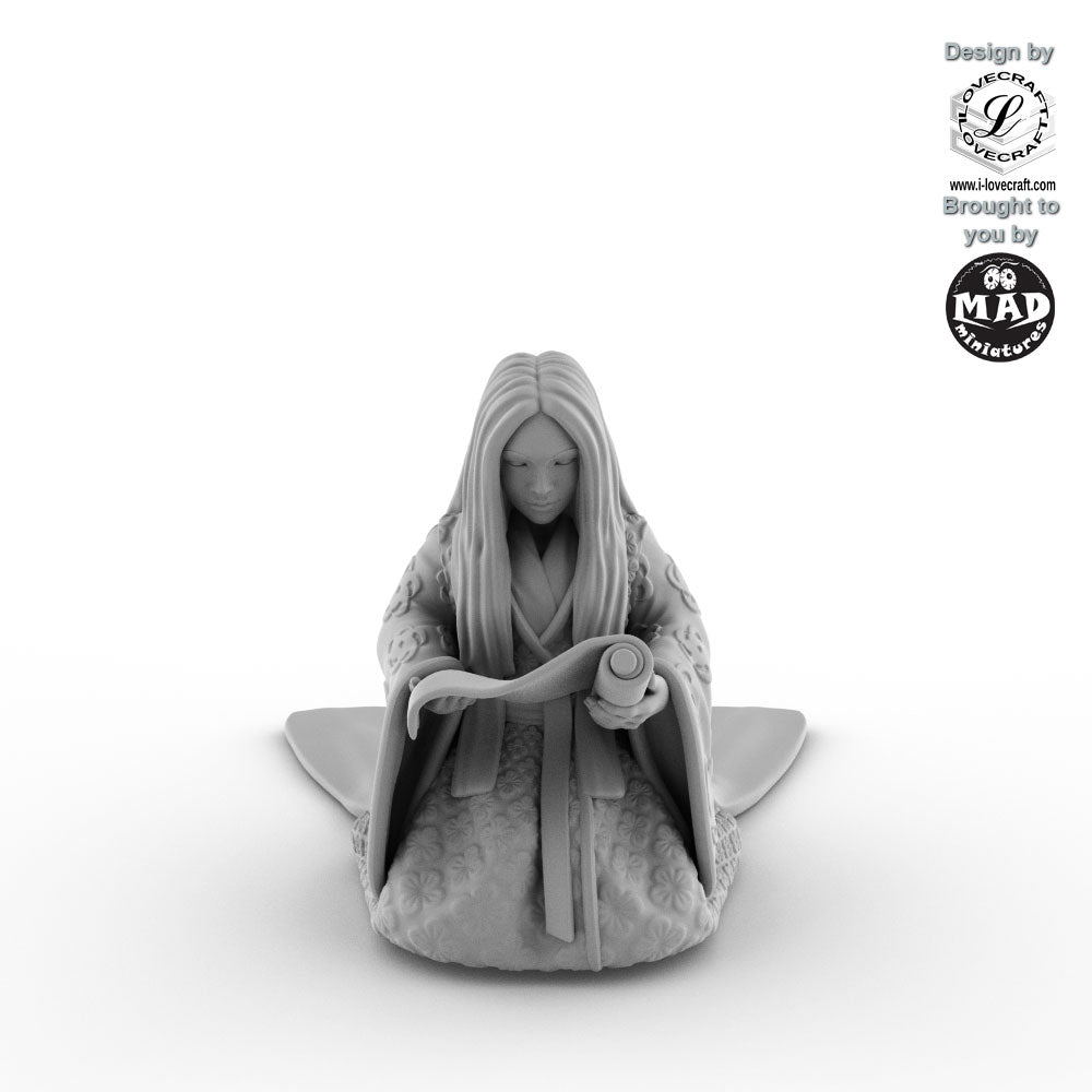 3D-printed miniature of a seated noble lady reading a scroll, wearing detailed kimono robes – Nippon Saga by Mad Miniatures.