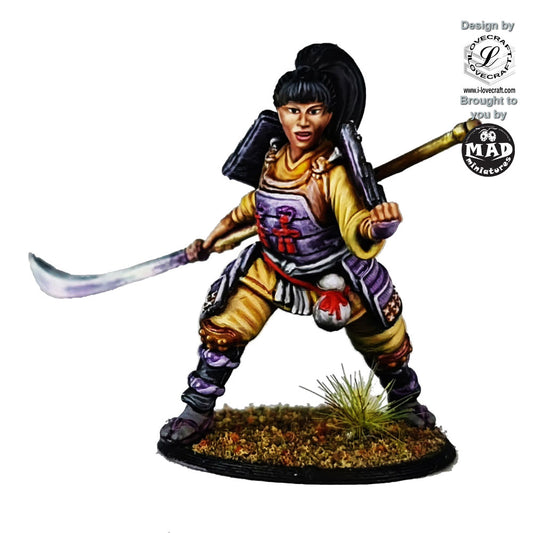 3D-printed Onna-Bugeisha miniature wielding a Naginata, designed by Iain Lovecraft, in 32 mm scale with detailed samurai armour.